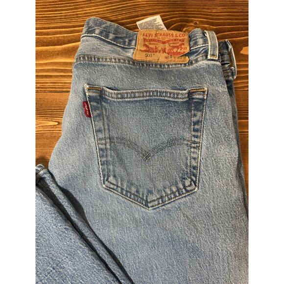 Levi's 501 Jeans Men's 34x32 Blue Cotton Denim Straight Leg Button Fly Workwear - Picture 4 of 6